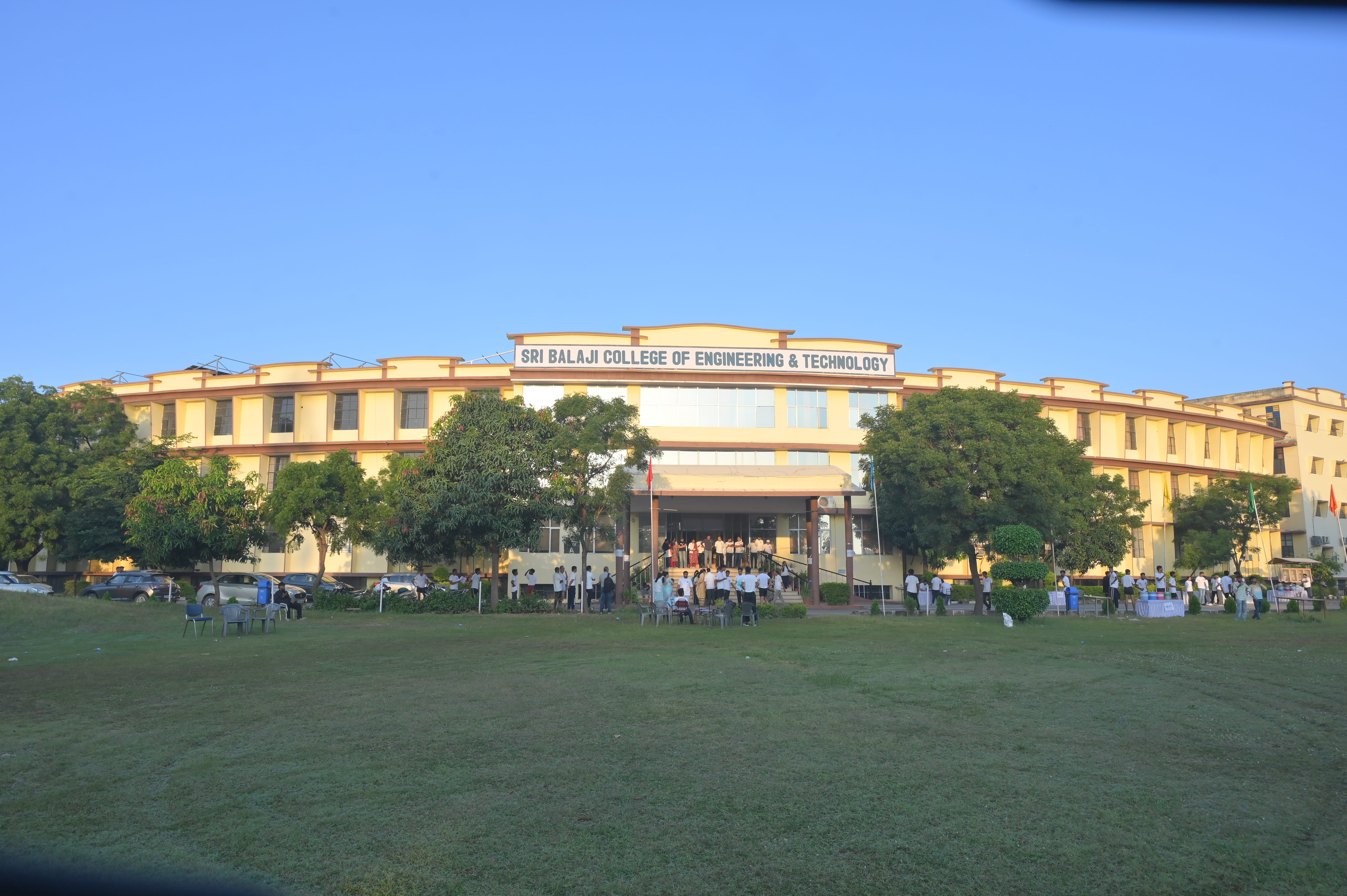 Campus 3